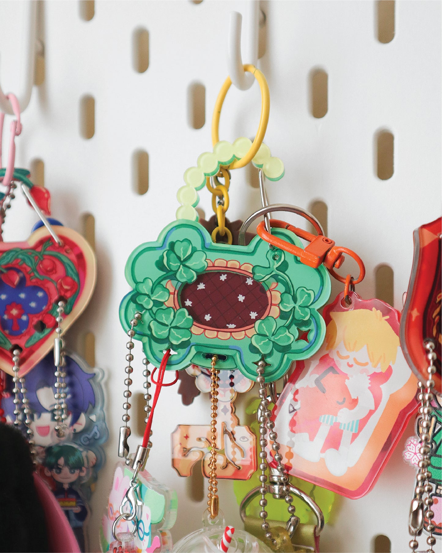 Locksmith Charms Holder